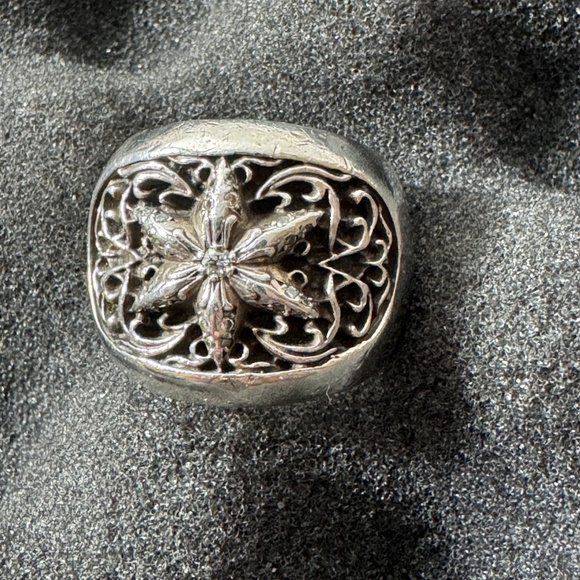 Chrome Hearts six point with diamond center men's ring - Picture 8 of 16